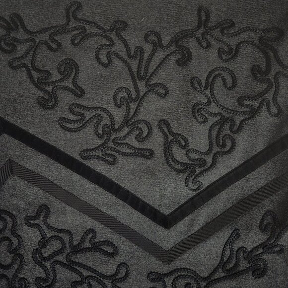 Ann Taylor LOFT Gray Lined Wool Rayon Blend Skirt Embroidery Detail 12 Petite - Picture 3 of 5